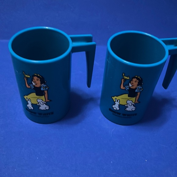 Disney Other - 2 Snow White Vintage Cups
